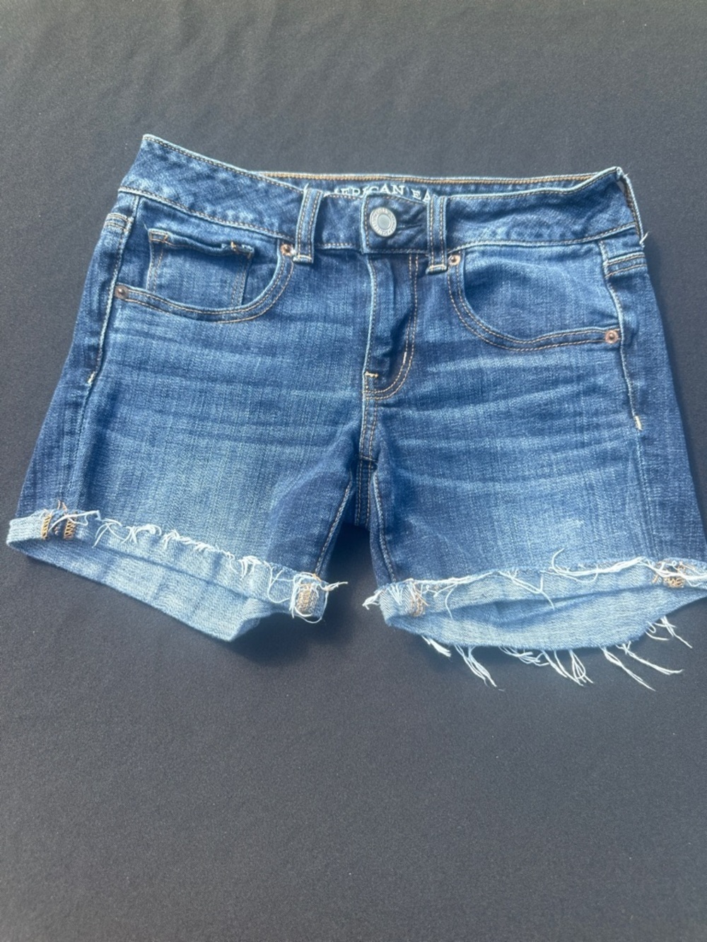 American Eagle Super Stretch Midi Denim Shorts Size 2 Distressed